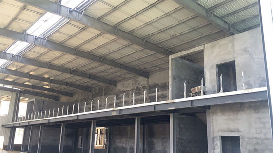 Industrielle Vorgefertigte Leichtstahlkonstruktion Lagerhaus Gebäude H-Abschnitt Bau Hergestellt in China