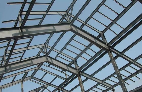 Hochwertige Stahlkonstruktion Großfläche Industriefabrik Werkstatt