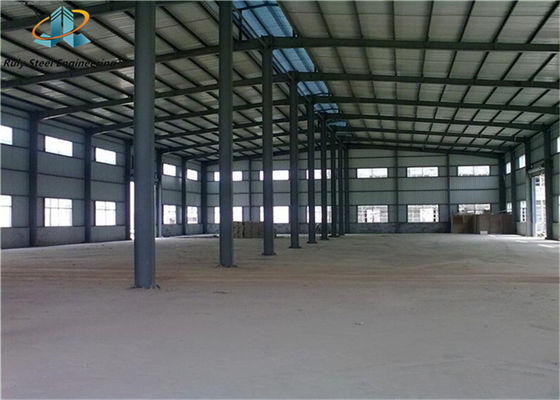 Qingdao Fertigung Professionelle Konstruktion kundenspezifische Stahlkonstruktion Vorgefertigte Fabrik Werkstatt