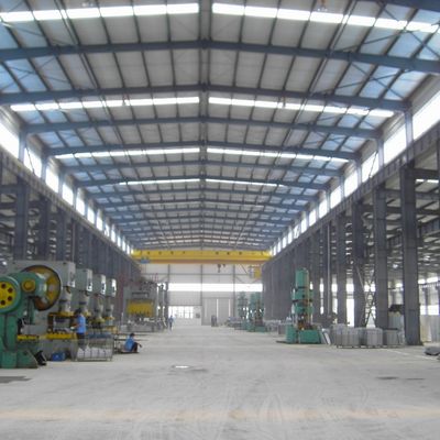 Heavy Duty Steel Structure Hangar with Overhead Crane System