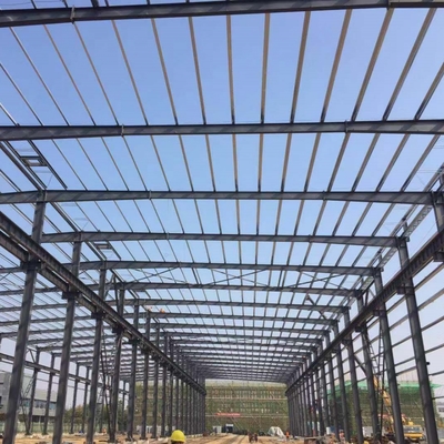 Vorgefertigte Stahlkonstruktion Lagerhaus 133m x 67m mit Glaswollplatten