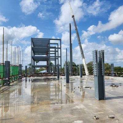 Modernes Design Vorgefertigte Stahlkonstruktion Hotelgebäude Mehrgeschosse Stahlgebäude Versorgung