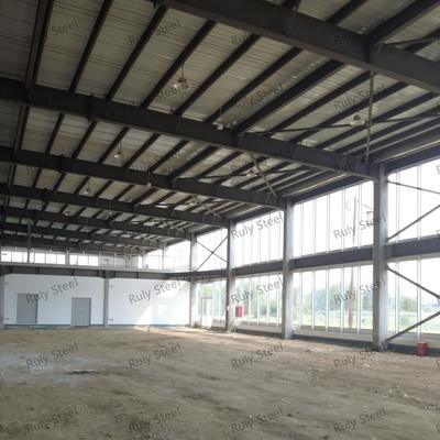 Vorgefertigte Stahlkonstruktion Hangar mit Sandwichpaneel-Isolierung für Kühlhaus