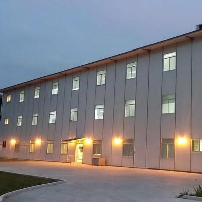 Mehrgeschossige Hochhaus Fashion Design Vorgefertigte Stahlkonstruktion Bürogebäude