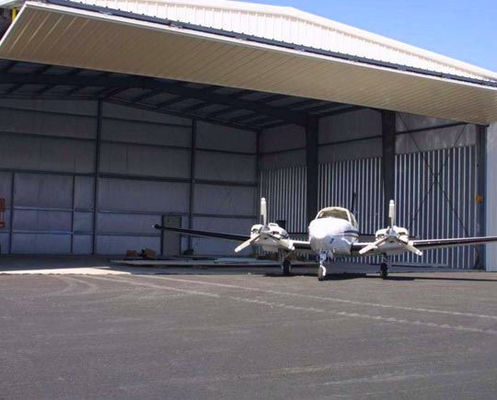 Stahlkonstruktion Flugzeughangar mit H-Grammrahmen